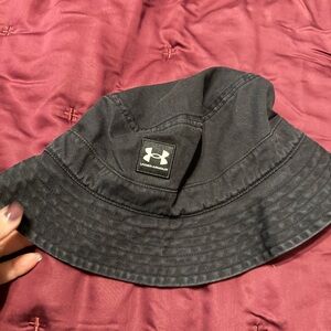 Under Armour Charcoal Bucket Hat